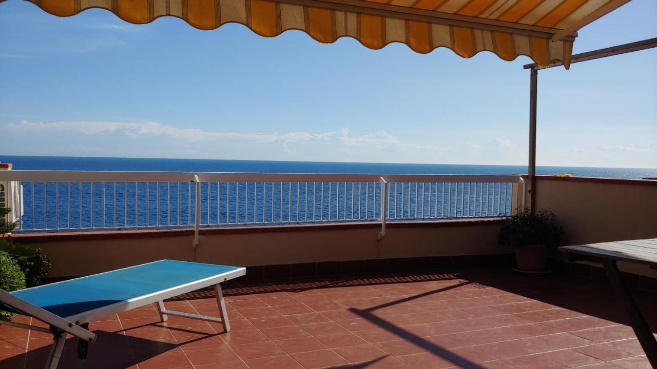 Ferienwohnung Casa Ciclopi Aci Trezza Exterior foto